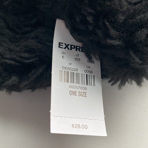 NWT - Express Black Fuzzy Mittens - Picture 5 of 5